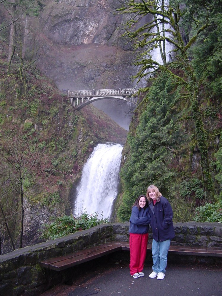 FD (the photographer), niece Kati Jo, and I taking in the view at Multnomah Falls, along the Columbia River in Oregon.